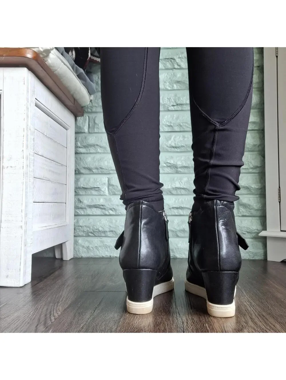 Linea Paolo Black Wedge Heel Size 9